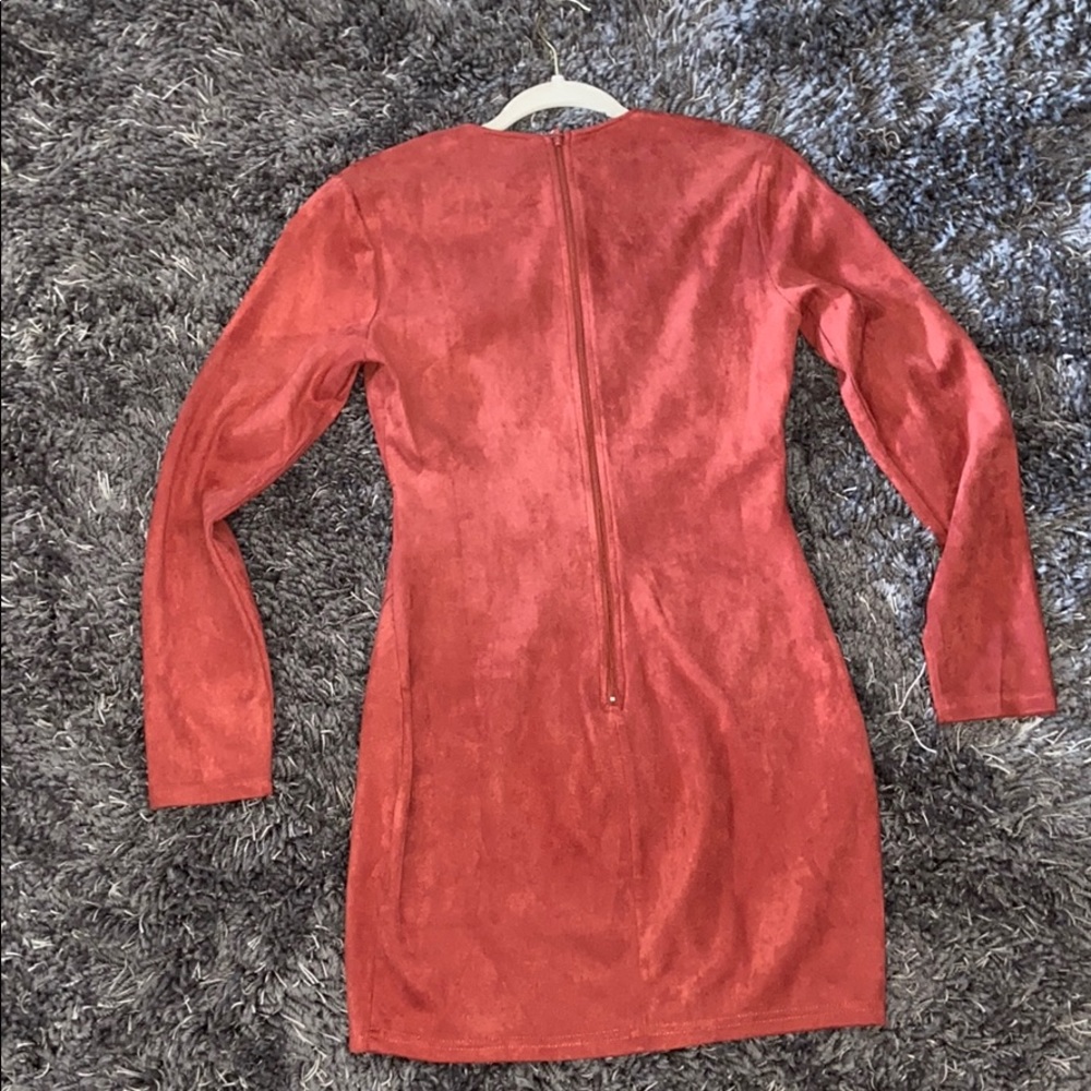 Dress - Picture 2 of 2
